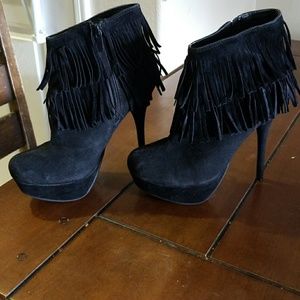 Final offer! Doll house boots size 7